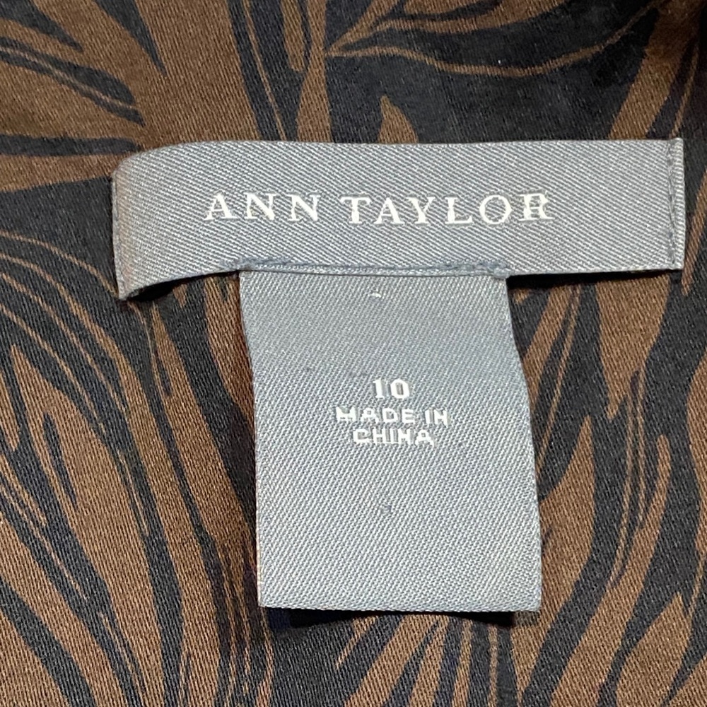 VNTG Ann Taylor Brown and Black Leaf Pattern A-Line Skirt - Picture 2 of 6